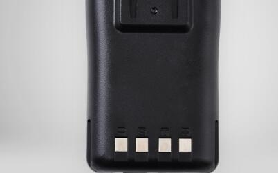 手持臺(tái)對(duì)講機(jī)：620等雙節(jié)鋰電池放久了，充電一段時(shí)間仍不能使用怎么辦?
